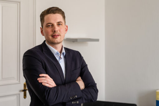 Fachanwalt für Arbeitsrecht und Strafverteidiger Finn-Christian Schiffmann
